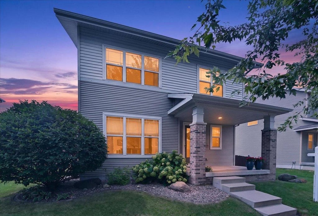 Photo of 6107 Arrowpoint WAY, Mcfarland, WI 53558 (MLS # 2030338)