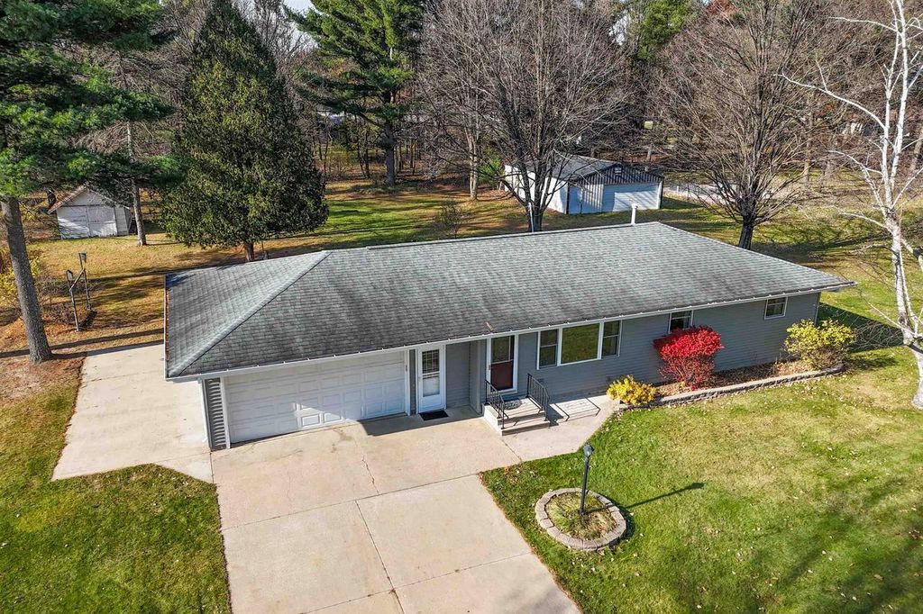 Photo of 7750 Deer LANE, Wisconsin Rapids, WI 54494 (MLS # 22505335)