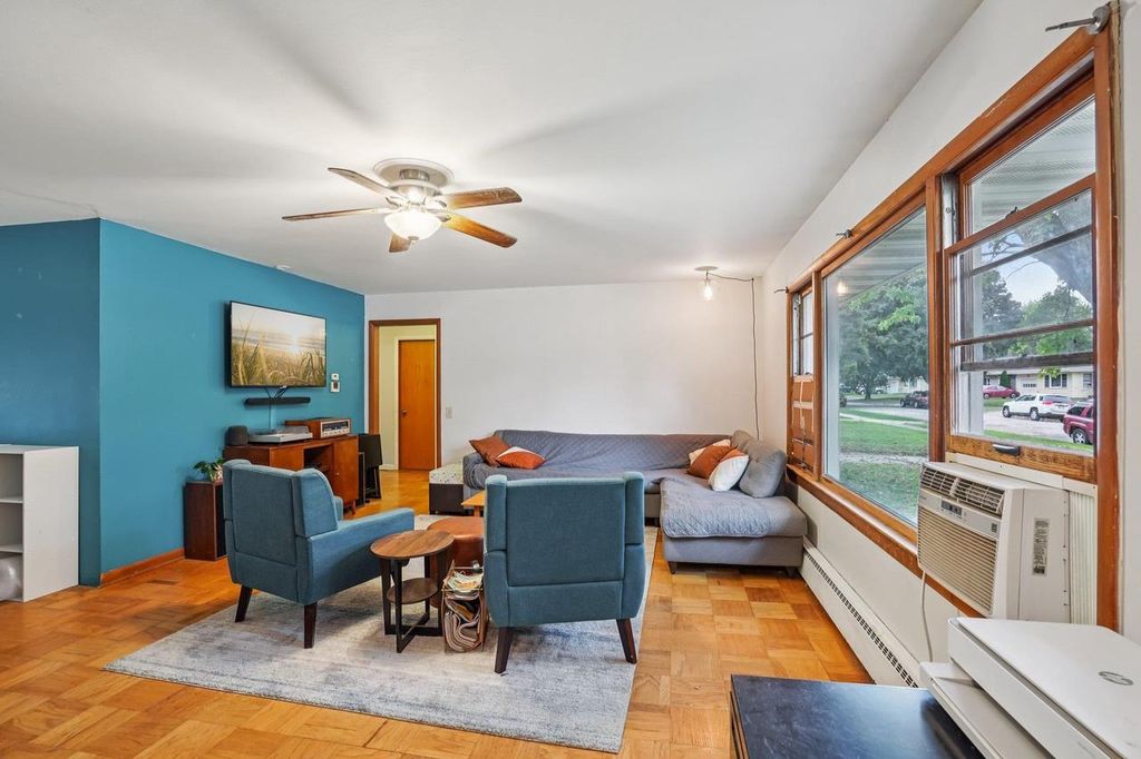 Photo of 4321 Crawford DRIVE, Madison, WI 53711 (MLS # 2010711)