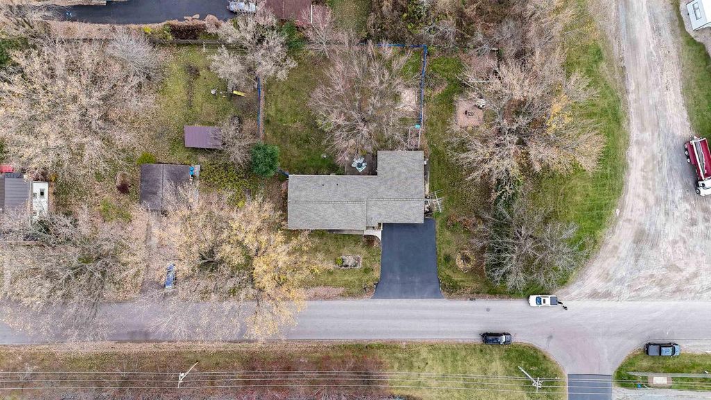 Photo of 235 School STREET, Amherst, WI 54406 (MLS # 22505327)