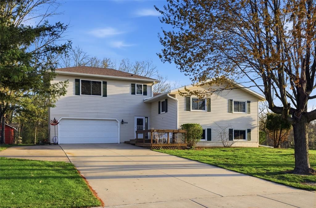 Photo of 2551 Roberts COURT, Altoona, WI 54720 (MLS # 1598276)