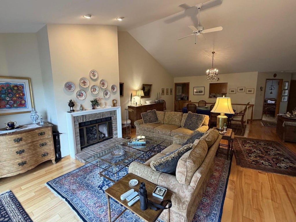 Photo of 3404 Valley Creek CIRCLE, Middleton, WI 53562 (MLS # 2032229)
