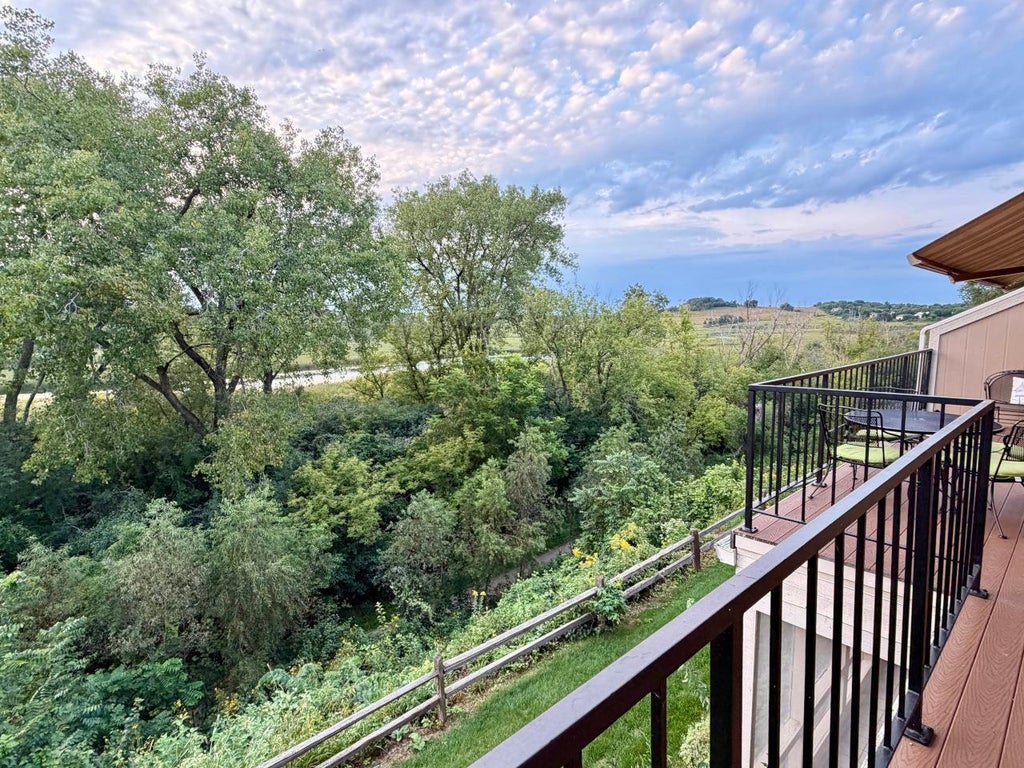 Photo of 3404 Valley Creek CIRCLE, Middleton, WI 53562 (MLS # 2032229)