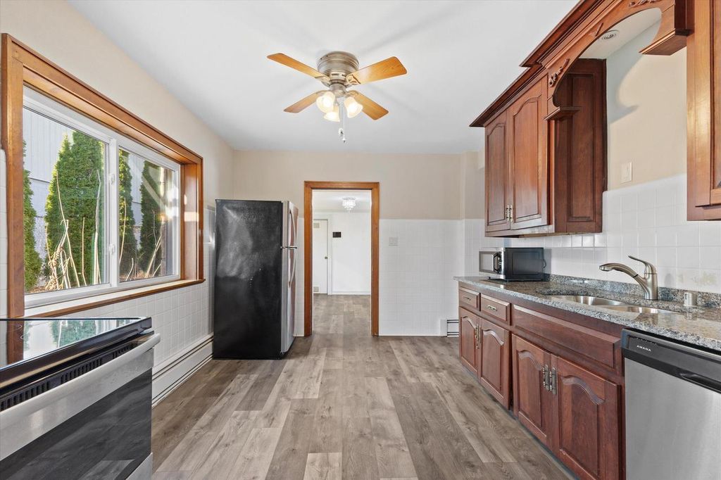 Photo of 2001 W Bender ROAD, Glendale, WI 53209 (MLS # 1960490)