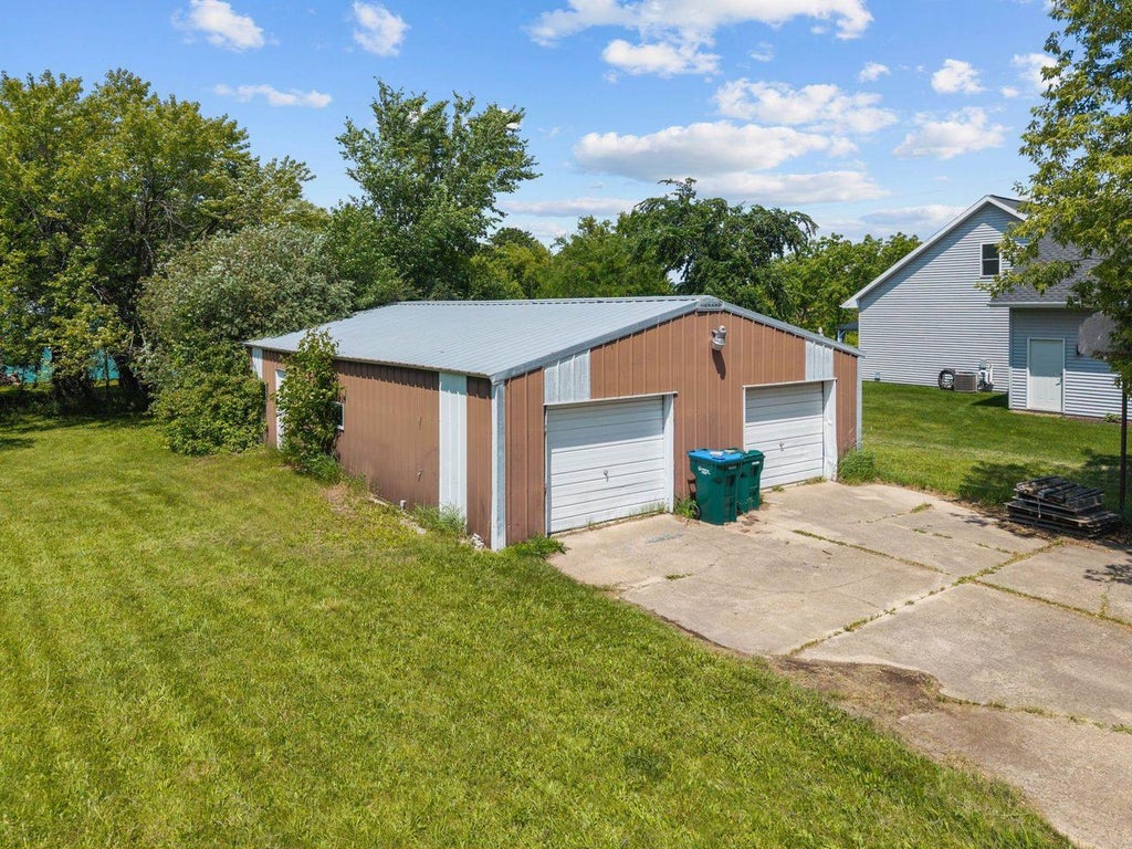 Photo of 3620 W Capitol DRIVE, Appleton, WI 54914 (MLS # 50328160)