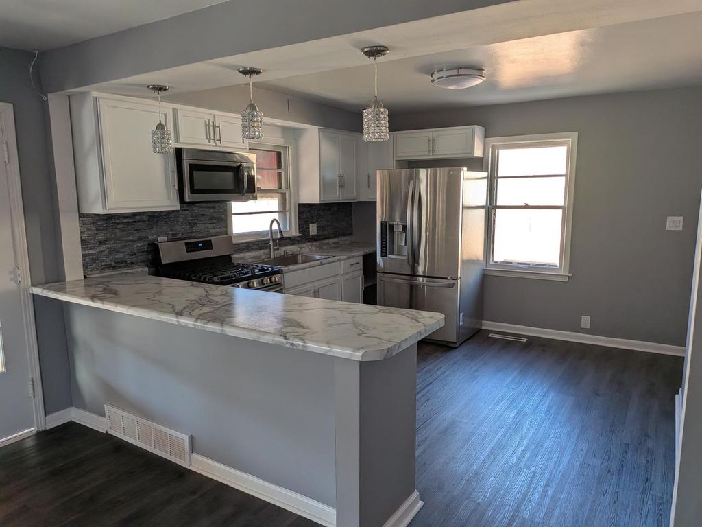 Photo of 5817 N 91st STREET, Milwaukee, WI 53225 (MLS # 1947113)