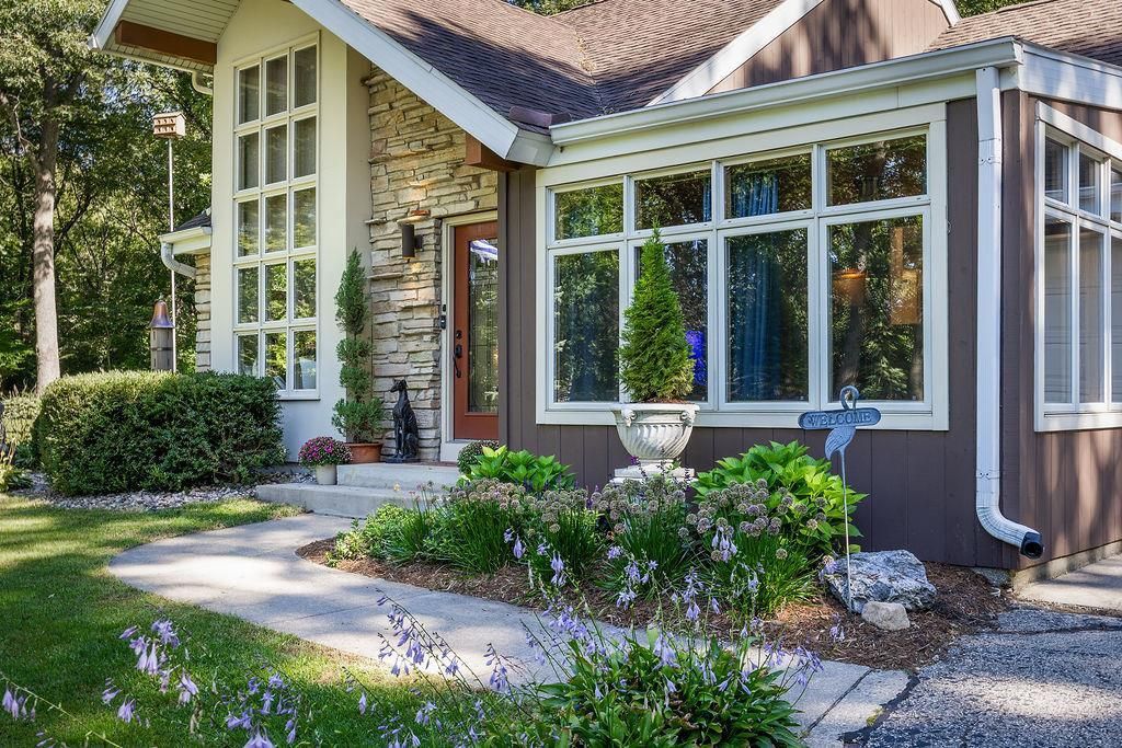 Photo of 4877 Canter CIRCLE, Madison, WI 53718 (MLS # 2010882)