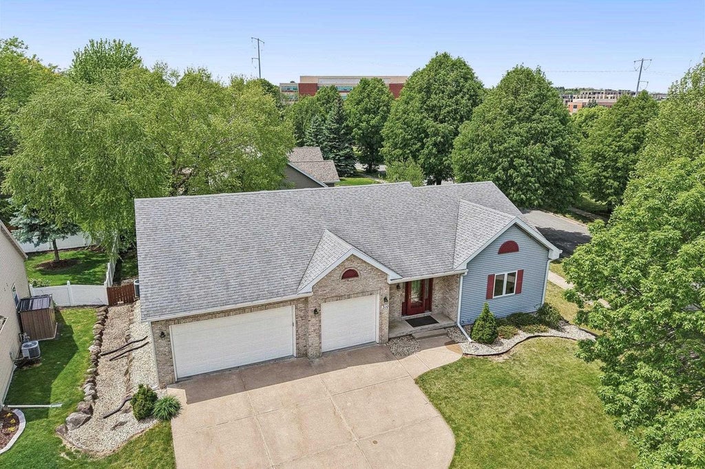 Photo of 310 N High Point ROAD, Madison, WI 53717 (MLS # 2028391)