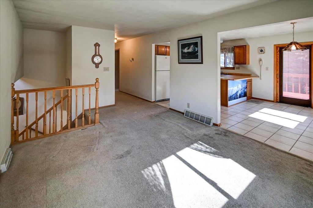 Photo of 316 Washburn ROAD, Deerfield, WI 53531 (MLS # 2011813)