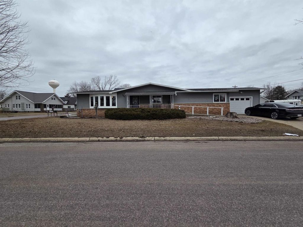 Photo of 300 E Beech STREET, Muscoda, WI 53573 (MLS # 2017610)