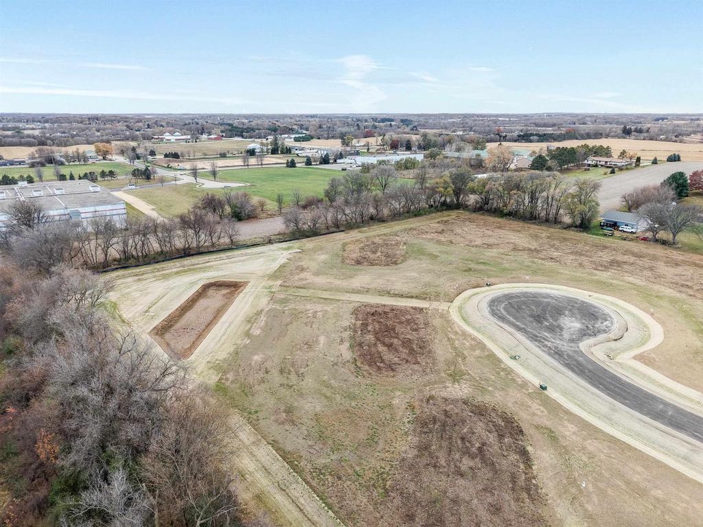 Photo of Lot 7 Hawks View, Edgerton, WI 53534 (MLS # 2018663)