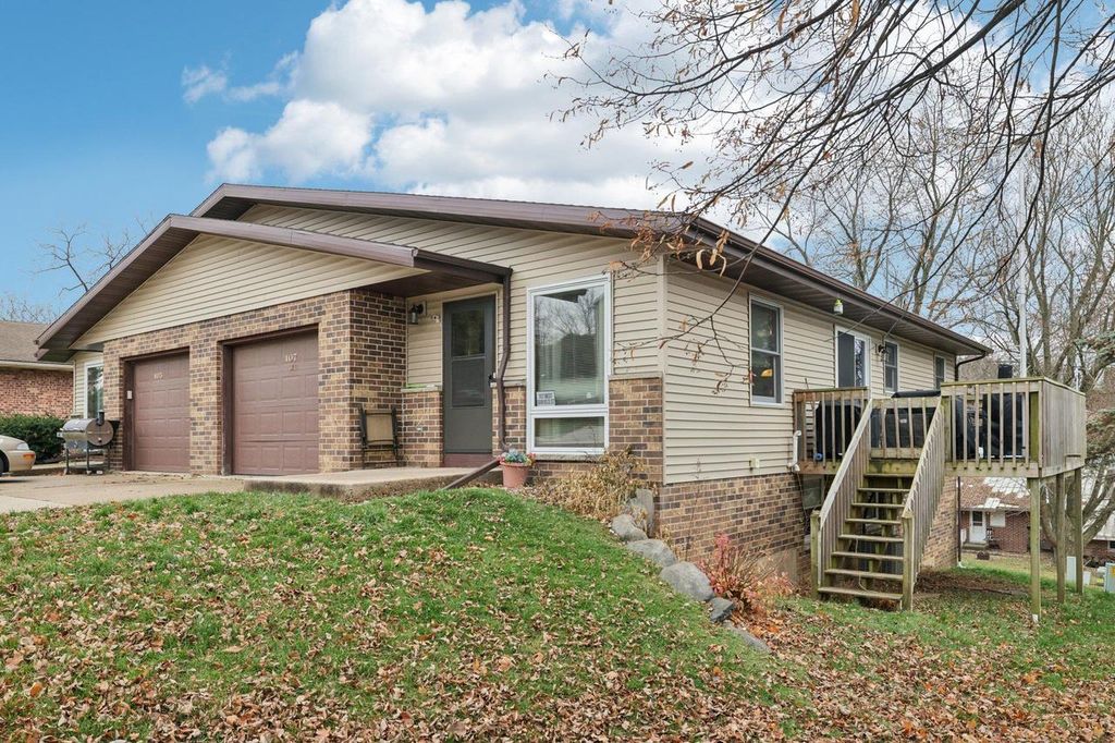 Photo of 105-107 W Garfield STREET, Mount Horeb, WI 53572 (MLS # 2015020)