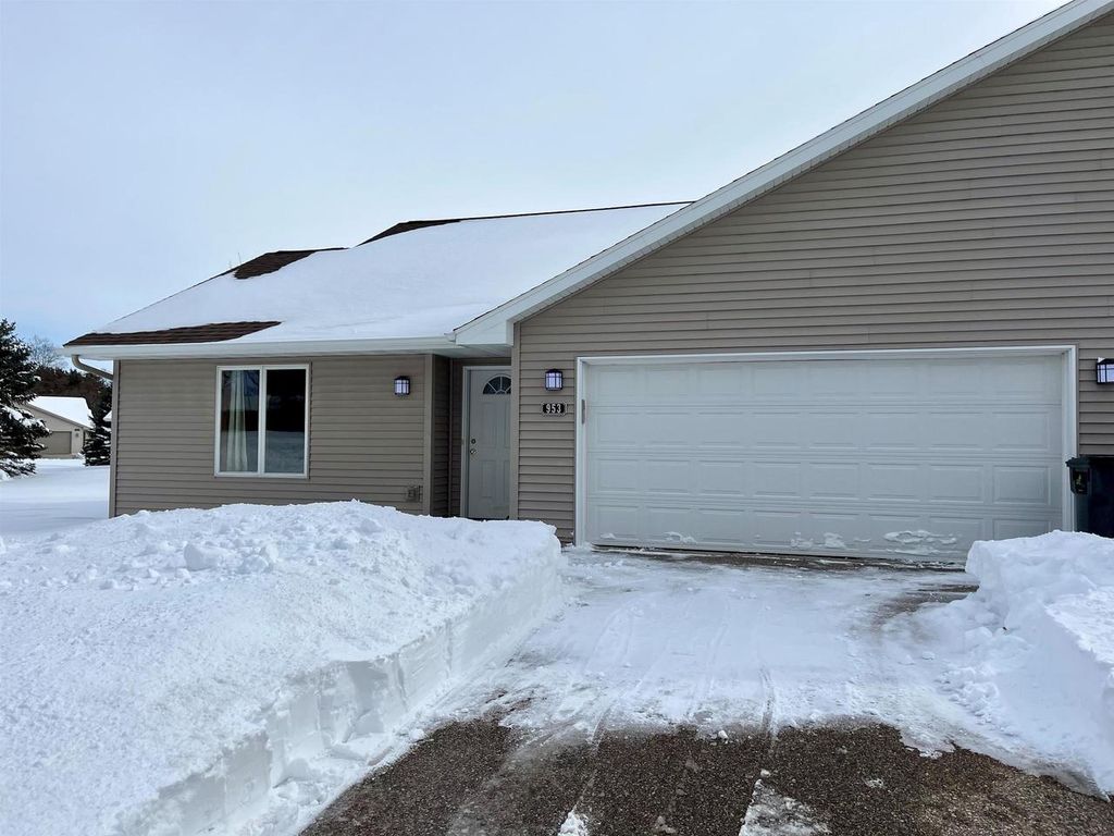 Photo of 953 Charles Wright DRIVE, Waupaca, WI 54981 (MLS # 50322448)