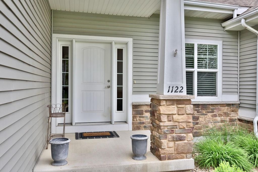 Photo of 1122 Willow RUN, Verona, WI 53593 (MLS # 2024093)