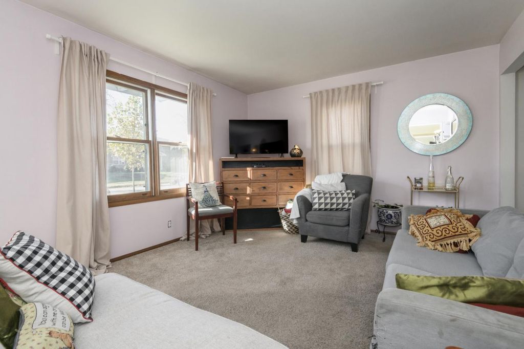 Photo of 1337 Camden WAY #2, Waukesha, WI 53186 (MLS # 1942058)