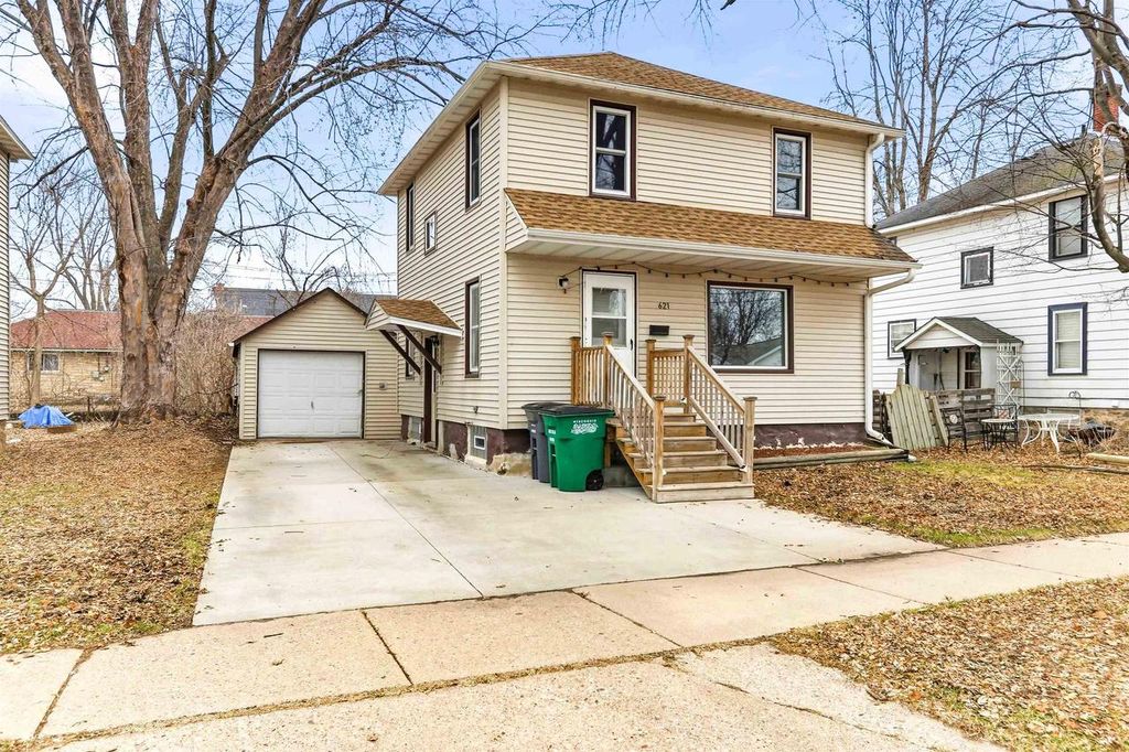 Photo of 621 Avon STREET, Wisconsin Rapids, WI 54494 (MLS # 22601167)