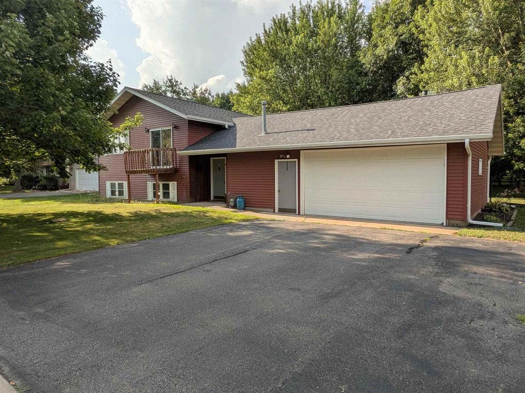 Photo of 1902 Arthur STREET, Merrill, WI 54452 (MLS # 22603710)