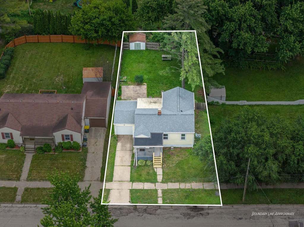 Photo of 226 N Oak STREET, Reedsburg, WI 53959 (MLS # 2026900)