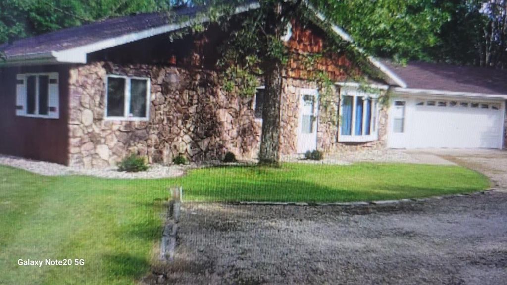 Photo of 520 N 4th AVENUE, Redgranite, WI 54970 (MLS # 1951568)