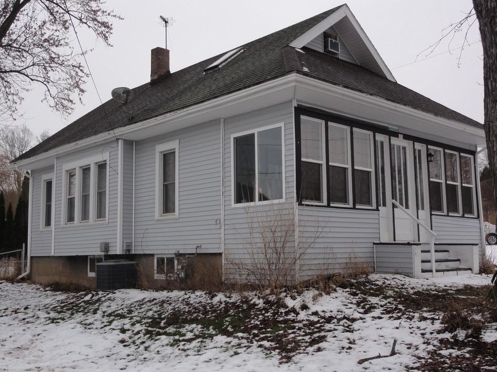 Photo of 153 W Charles STREET, Markesan, WI 53946 (MLS # 2015570)