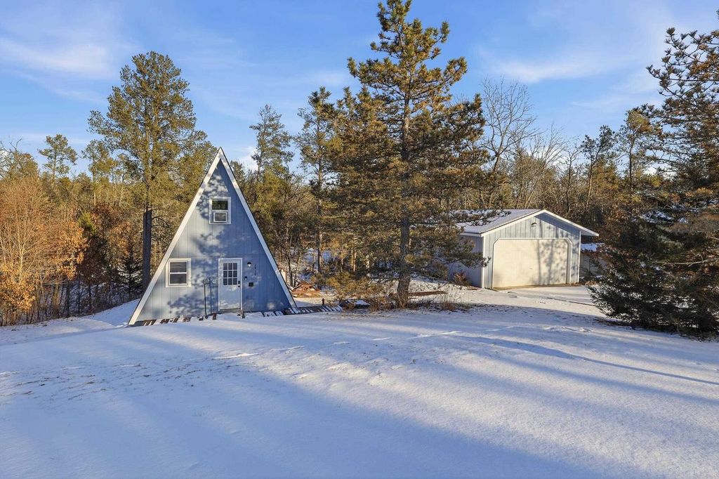 Photo of 2418 Ridgewood DRIVE, Friendship, WI 53934 (MLS # 50320817)