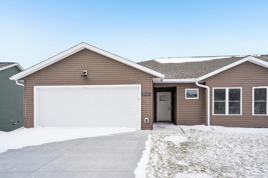 Photo of 2463 Russell COURT, Reedsburg, WI 53959 (MLS # 2014217)