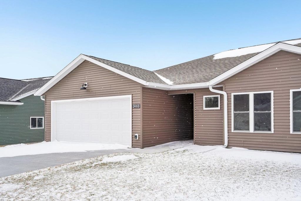 Photo of 2463 Russell COURT, Reedsburg, WI 53959 (MLS # 2014217)