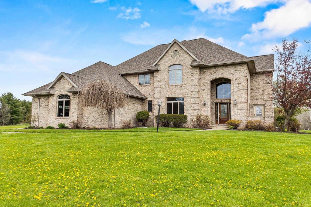 Photo of W7828 Hillview ROAD, Hortonville, WI 54944 (MLS # 50331291)