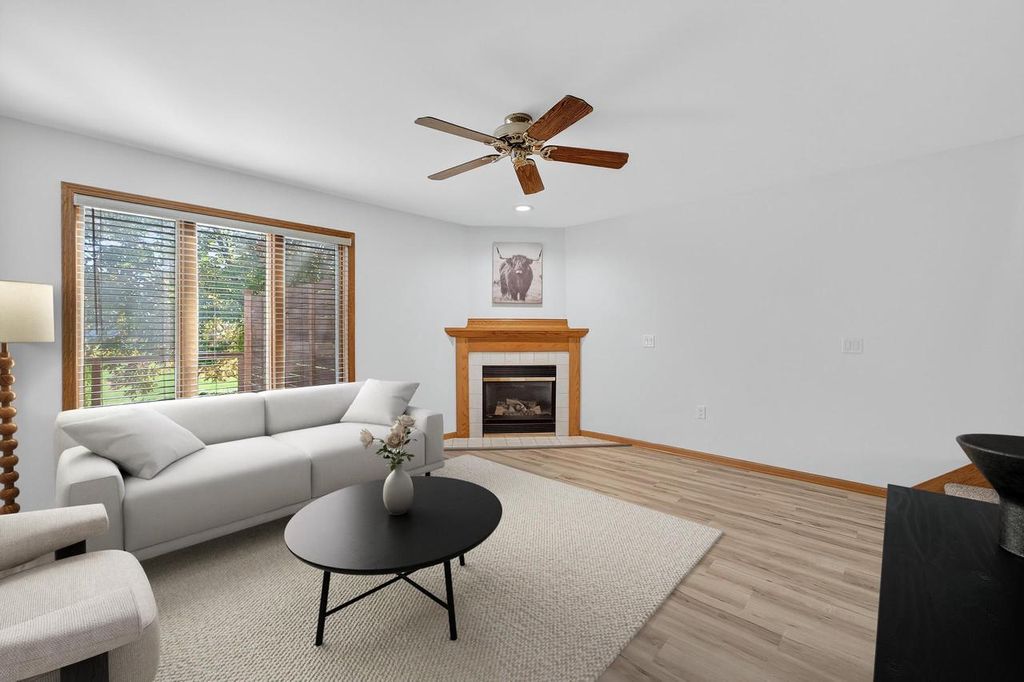 Photo of 809 Southbound DRIVE, Deforest, WI 53532 (MLS # 2013442)