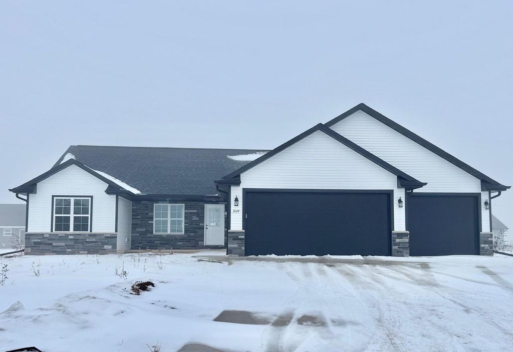 Photo of 3124 Toad Island TRAIL, De Pere, WI 54115 (MLS # 50322980)