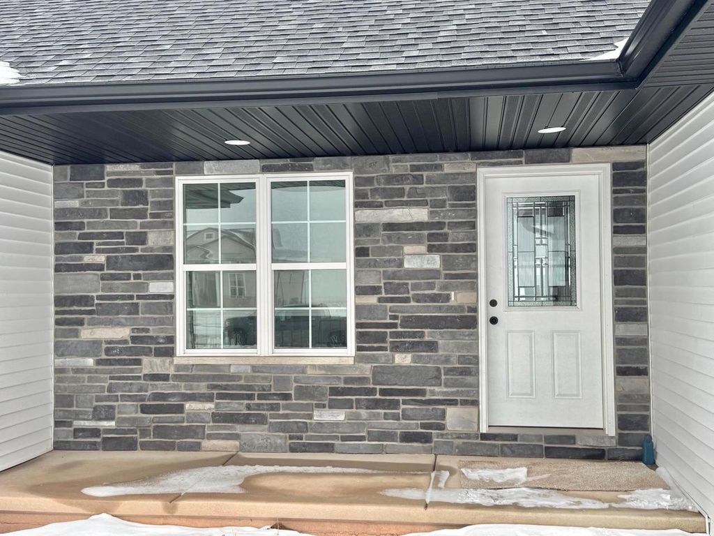 Photo of 3124 Toad Island TRAIL, De Pere, WI 54115 (MLS # 50322980)