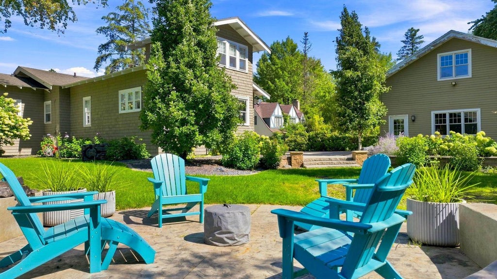 Photo of 910 W 5th STREET, Marshfield, WI 54449 (MLS # 22604539)