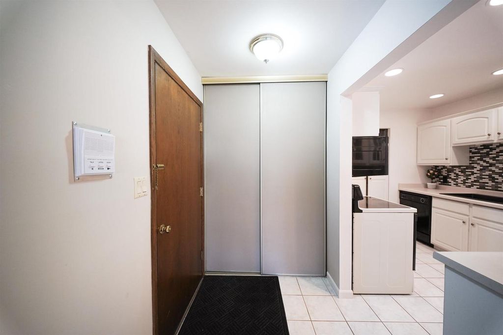 Photo of 3625 N 6th STREET #Unit 302, Wausau, WI 54403 (MLS # 22601262)