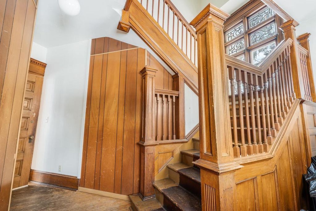 Photo of 541 Mt Vernon STREET, Oshkosh, WI 54901 (MLS # 50319010)