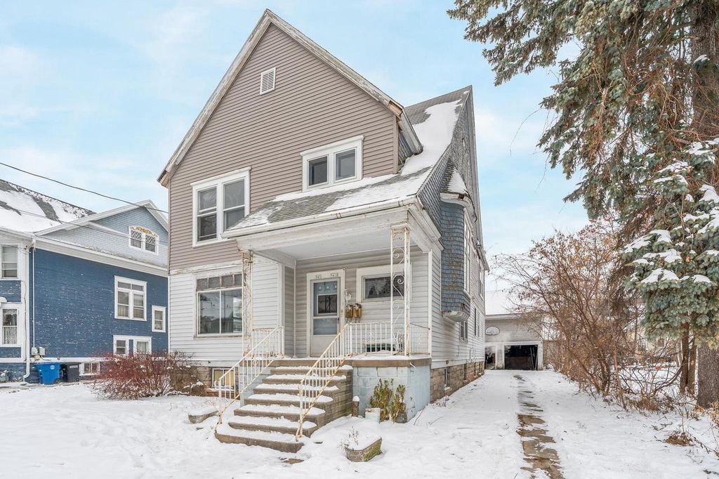 Photo of 541 Mt Vernon STREET, Oshkosh, WI 54901 (MLS # 50319010)