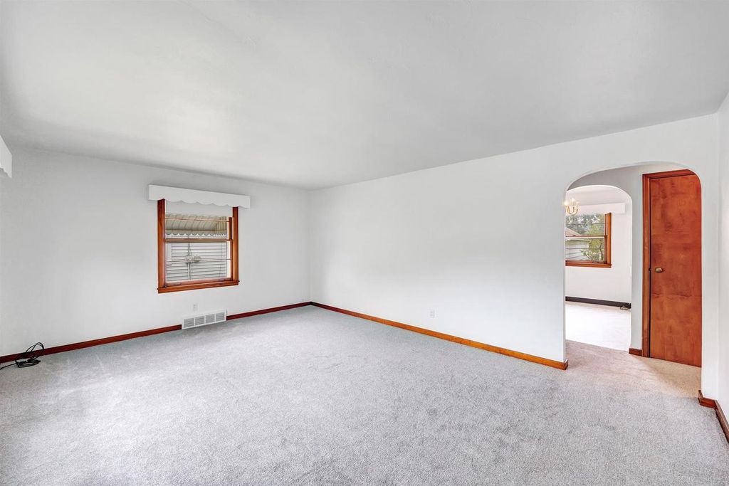 Photo of 1465 Harvey STREET, Green Bay, WI 54302 (MLS # 50324601)
