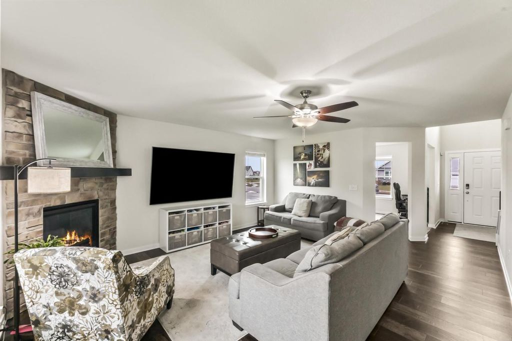 Photo of 1084 Spruce COURT, Oconomowoc, WI 53066 (MLS # 1947125)