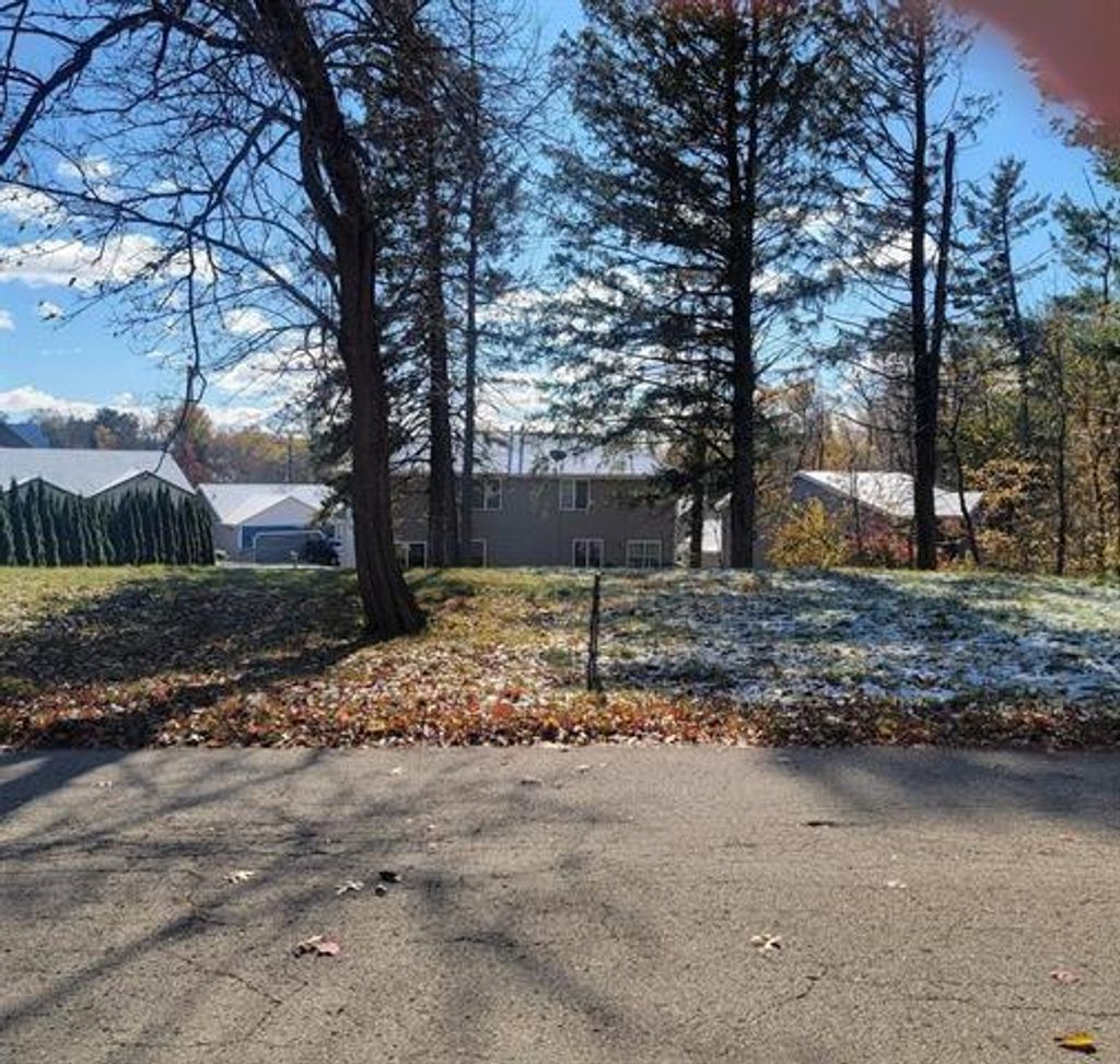 Photo of Lot 2 Perry DRIVE, Platteville, WI 53818 (MLS # 2014984)