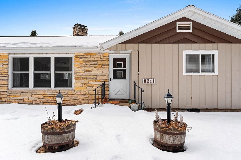 Photo of 8211 State Hwy 32, Gillett, WI 54124 (MLS # 50322728)