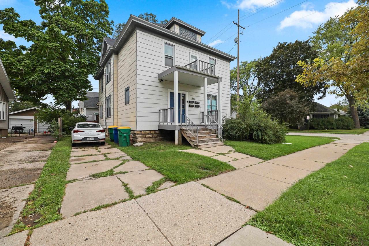 Property photo 3