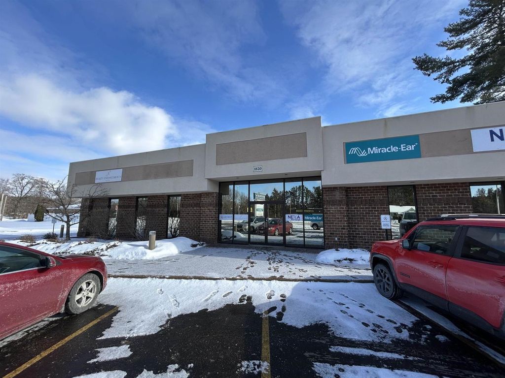 Photo of 1820 Post ROAD #Unit 6, Plover, WI 54467 (MLS # 22600456)