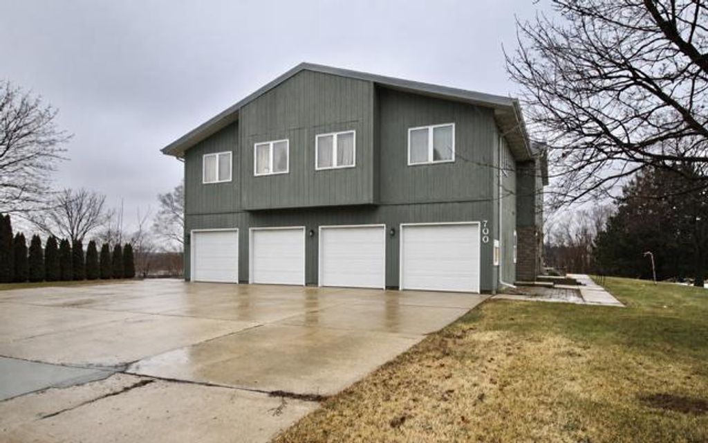 Photo of 700 Meadow Park DRIVE, Clinton, WI 53525 (MLS # 2023736)