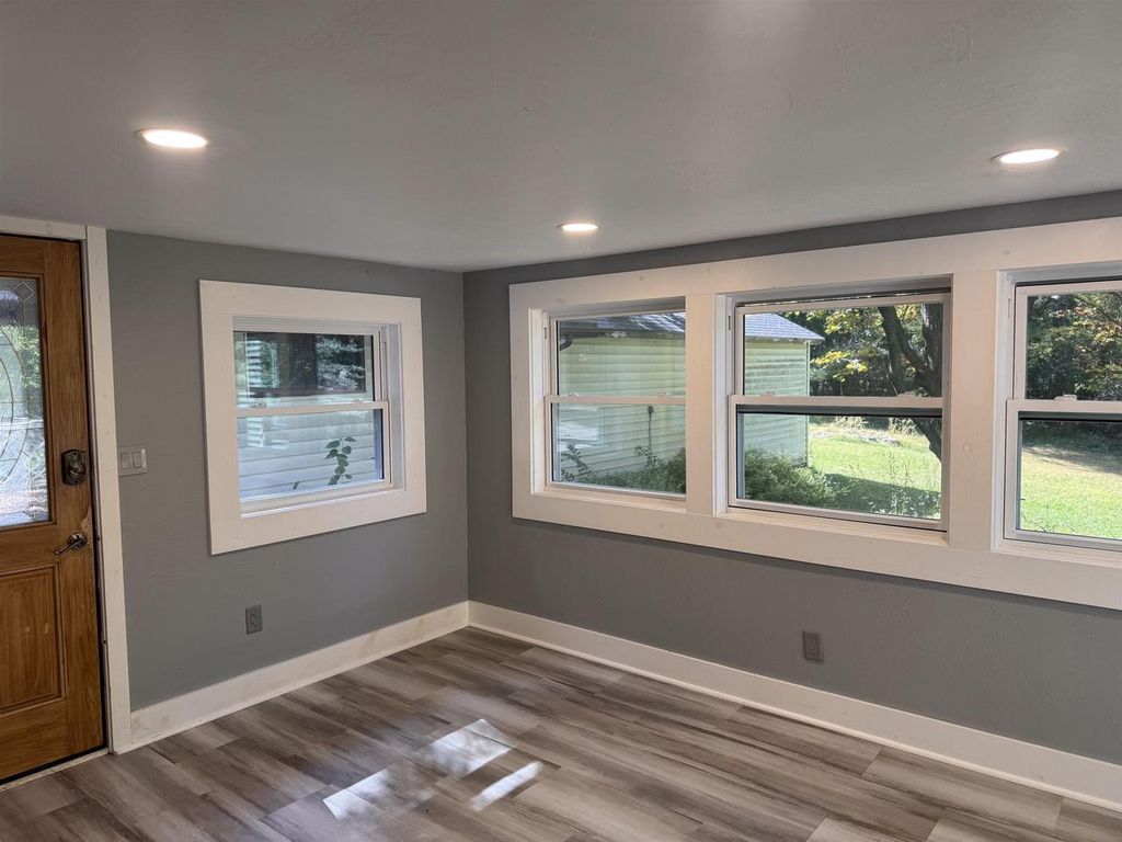 Photo of 401 Bailey STREET, Waupaca, WI 54981 (MLS # 50315928)