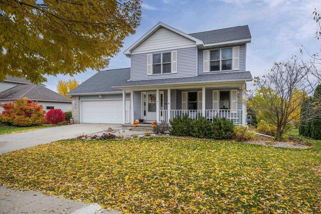 Photo of 733 Valley View DRIVE, Stoughton, WI 53589 (MLS # 2014903)