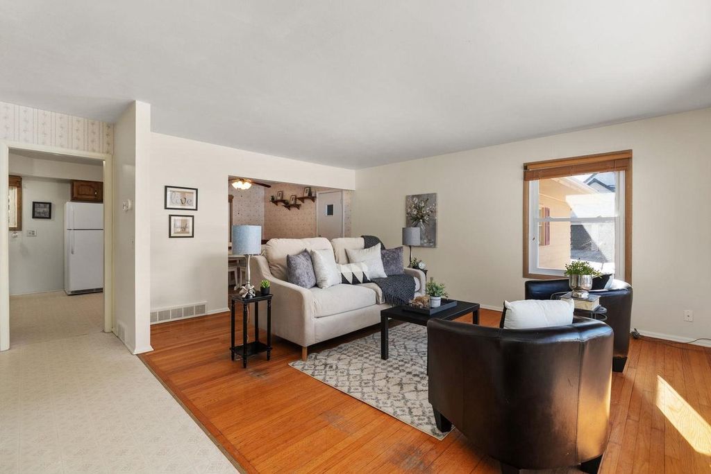 Photo of 2845 Tomahawk COURT, Middleton, WI 53562 (MLS # 2013318)