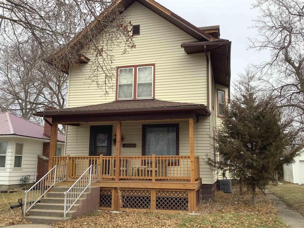 Photo of 308 McLean AVENUE, Tomah, WI 54660 (MLS # 2016886)