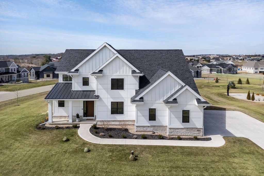 Photo of 6629 Morning Dew LANE, Sun Prairie, WI 53590 (MLS # 2019228)