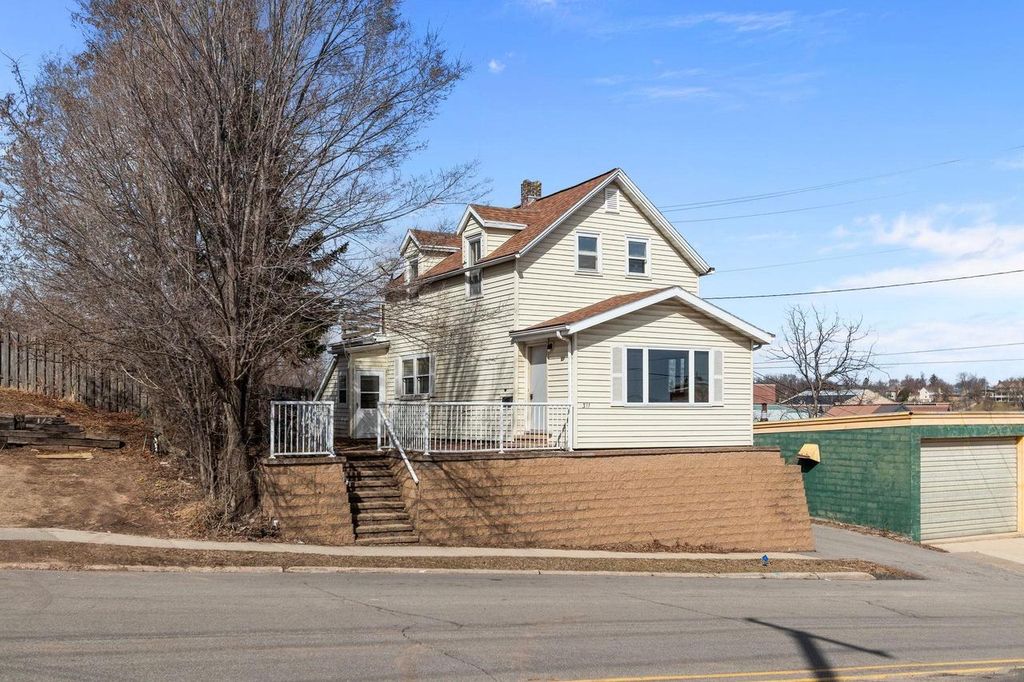 Photo of 311 Main AVENUE, Kaukauna, WI 54130 (MLS # 50322076)