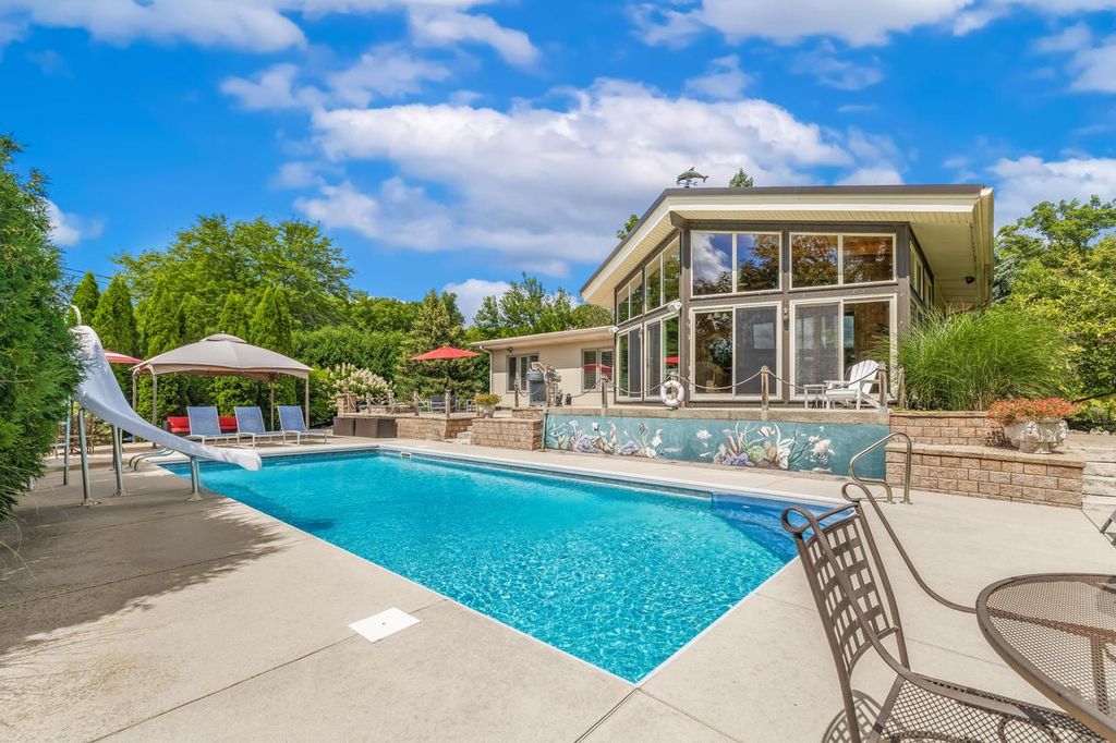 Photo of N2297 W Main ROAD, Lake Geneva, WI 53147 (MLS # 1934606)