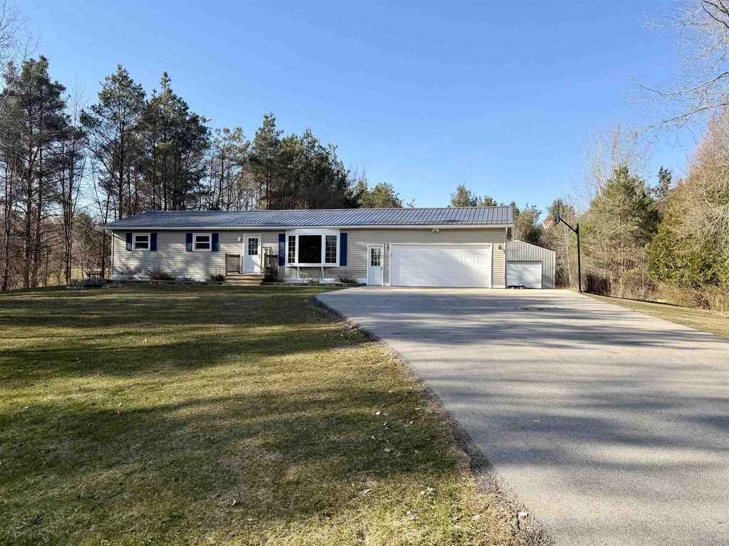 Photo of 6634 Lower ROAD, Sobieski, WI 54171 (MLS # 50323321)